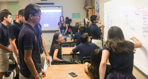 Teams compete in a contest during a Spanish Club meeting.